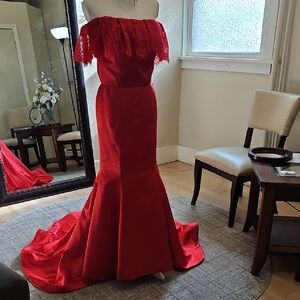 Size 6/8 red two piece Sherri Hill skirt with Hannah H top Long Train Prom Dress